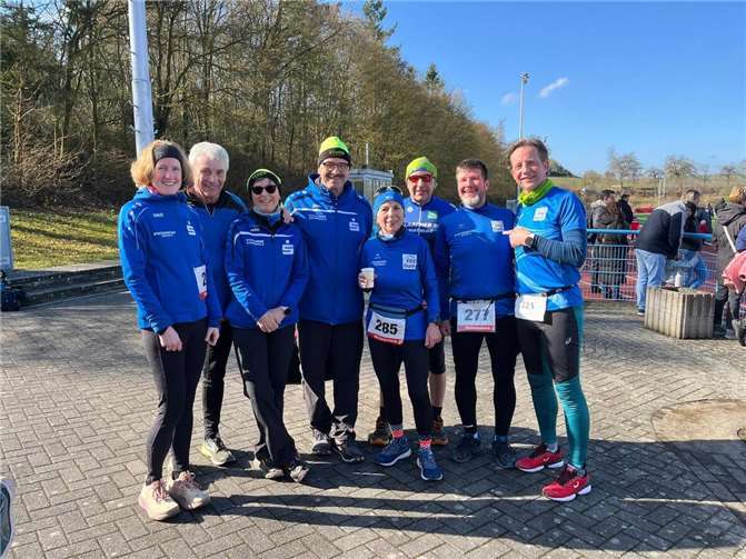 Bei bestem Wetter genossen die Teilnehmer der LG Laacher See die sportlichen Herausforderungen der Winterlaufserie in Ochtendung.  Foto: Christina Löcher