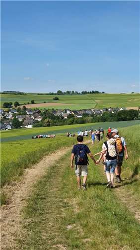 Bei bestem Wetter ging es durch die schöne Landschaft. Foto: privat