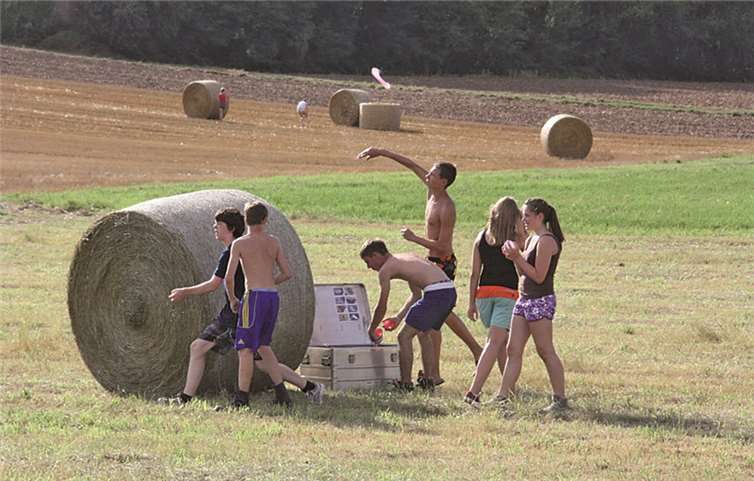 Bei bestem Wetter konnte man sich auf dem Feld richtig austoben.privat