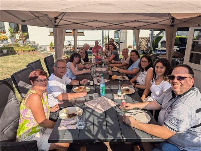 Bei besten Bedingungen erlebten die Übungsleiter und deren Helfer gemeinsam mit dem Vorstand einen schönen Nachmittag. Foto: privat