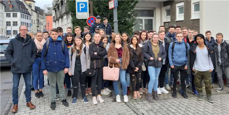 Bei dem Besuch wurde unter Leitung des Chefdirigenten Garry Walker ein Programm geprobt, dessen Werke von Komponisten aus Skandinavien komponiert wurden.Foto: privat