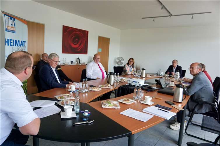 Bei dem Gespräch mit Peter Altmaier stand die Wirtschaft des Ahrtals im Fokus. Foto: ROB