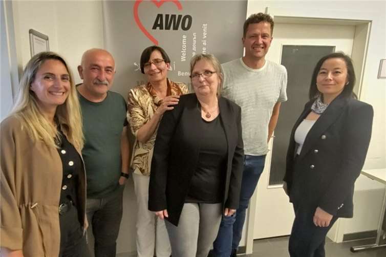 Bei dem Treffen wurden die Strukturen der AWO Migrationsberatung erläutert, aktuelle Problemlagen aufgezeigt und konkrete Ideen für politische Unterstützung diskutiert. Foto: Grüne Koblenz