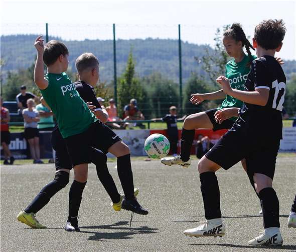 Bei dem dreitägigen Fußballturnier gab es spannende Spiele zu sehen.