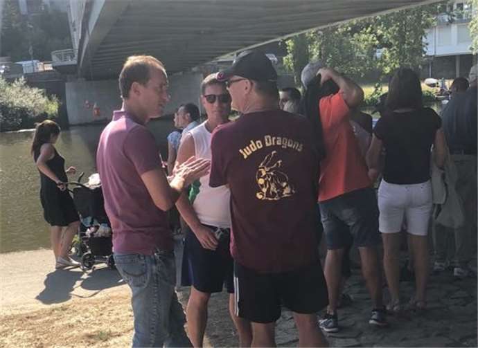 Bei den 11. Nassauer Drachenbootmeisterschaften machte Claus Eschenauer einen Rundgang entlang der Lahn.