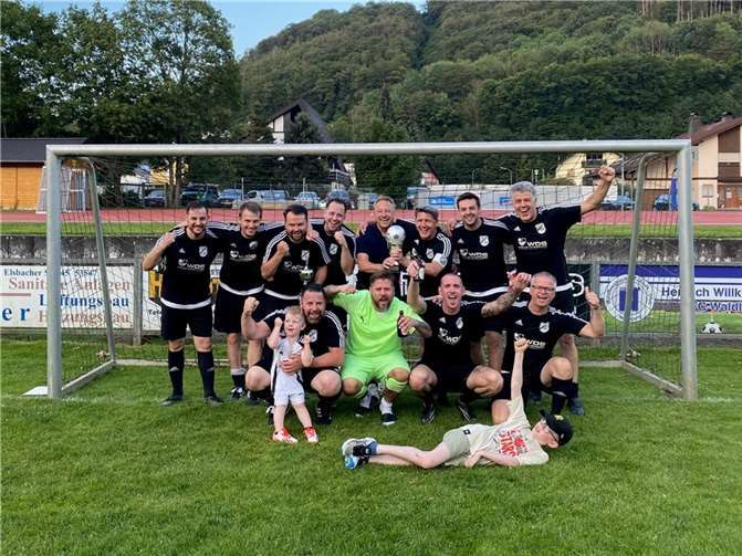 Bei den Alten Herren war die Mannschaft aus Rengsdorf erfolgreich.