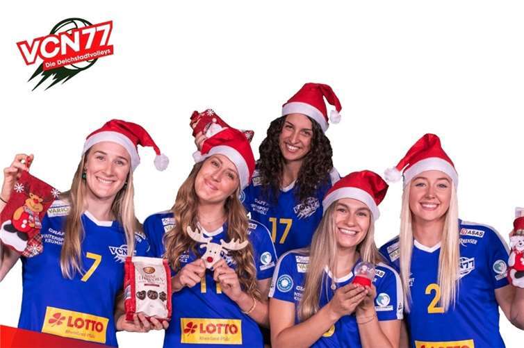 Bei den Deichstadtvolleys musste man sich in diesem Jahr wegen des gedrängten Spielplans mit mannschaftsinternen Weihnachtsfeiern begnügen…