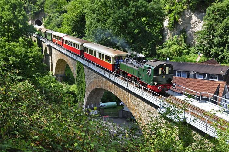 Bei den Fahrtgästen ist Tönissteiner Viadukt besonders beliebt.  Foto: Wolfgang Grafeneder 