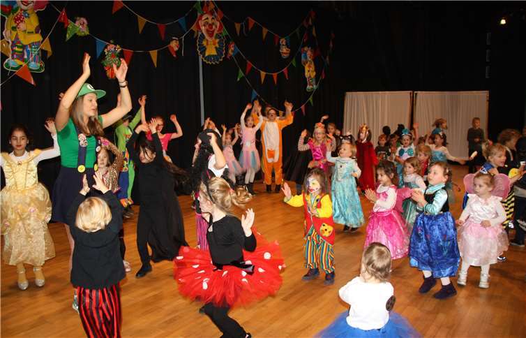 Bei den Kinderspielen kam besonders viel Spaß auf.