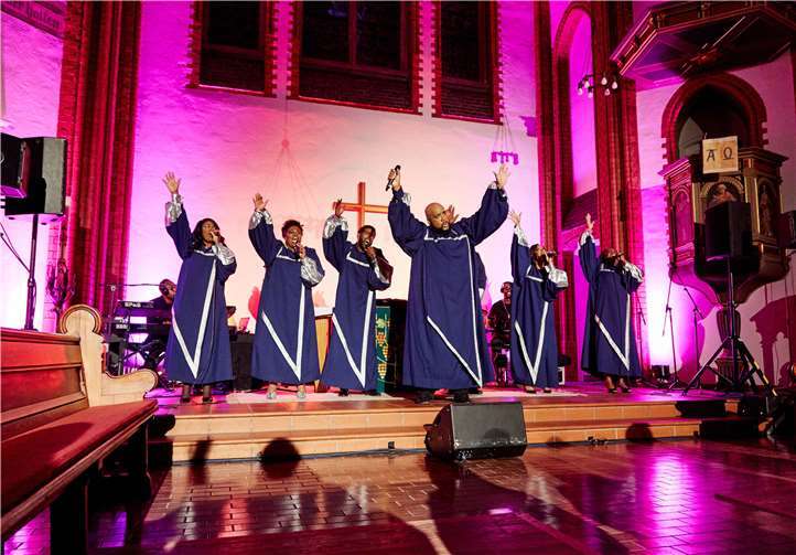 Bei den Konzerten der New York Gospel Stars wird die Ausgelassenheit und die Emotionen der Sänger zu einem Erlebnis für die Besucher. Foto: Makis Foteinopoulos
