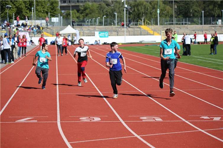 Bei den Leichtathletikwettbewerben im Stadion Oberwerth gingen die Athleten*innen hochmotiviert an Start.  Fotos: Special Olympics Rheinland-Pfalz e.V.