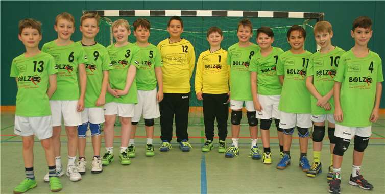 Bei den Mendigern spielten diesmal mit (von links): Lukas Pistor, Jonah Klöppel, Silas Otto, Laurence Bermel, Jakob Comtesse, Joshua Frank (Tor), Oliver Nolde (Tor), Felix Heuft, Finn Nürnberg, Janis Korn, Yannick Schiffbauer und Jannik Fritzen. Mika Wissen fehlt auf dem Bild.privat