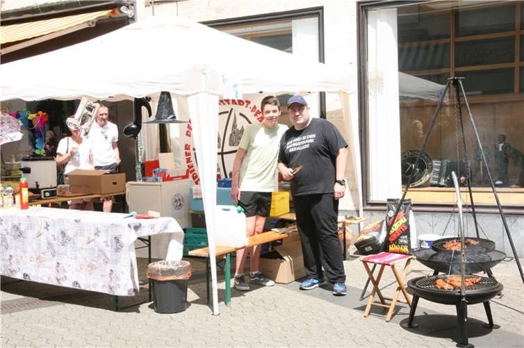 Bei den Messdienern der Innenstadt-Pfarreien Mayen duftete es wunderbar nach Gegrilltem.