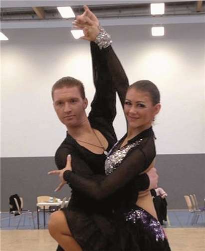 Bei den lateinamerikanischen Tänzen können die Tänzerinnen und Tänzer ihr Feuer unter Beweis stellen. TSC Neuwied