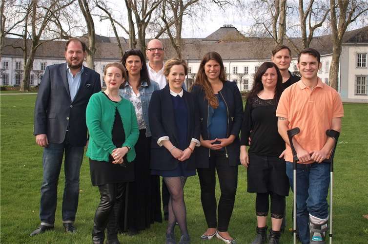 Bei der 19. Veranstaltung im Kultursalon sprachen die Talkgäste über Wein und Kunst.US