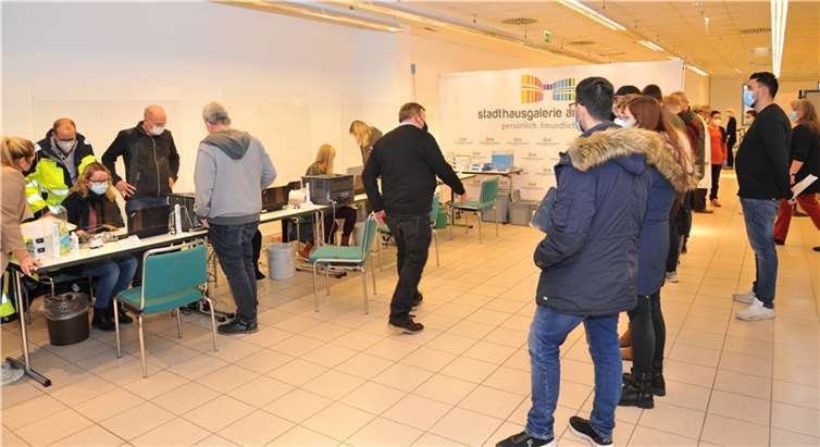 Stadt Andernach „boostert“ 600 Menschen Bei der Aktion herrschte reger Andrang. Foto: Stadt Andernach