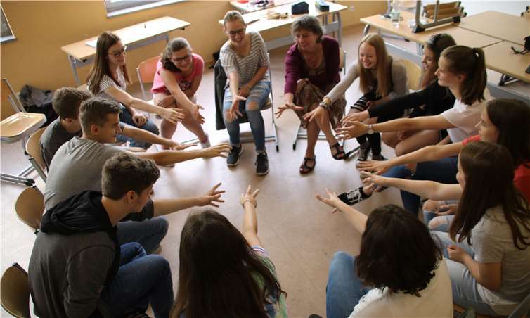 Bei der Aktion setzten sich die Schüler gemeinsam mit verschiedenen Themen auseinander. privat