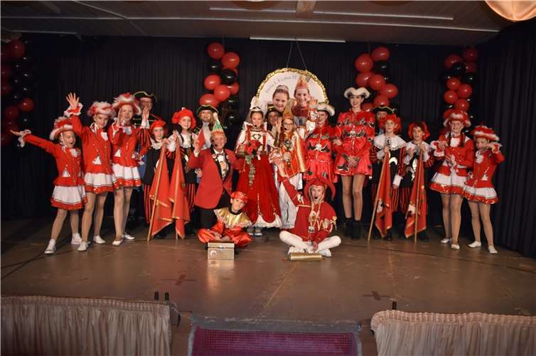 Bei der Auftaktveranstaltung wurde das 28. Nauorter Kinderprinzenpaar proklamiert.  Foto: privat