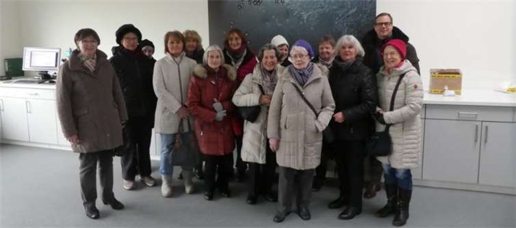 Bei der Betriebsbesichtigung erhielten die Frauen spannende Einsichten. Foto: privat