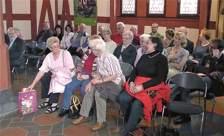 Bei der Buchvorstellung war auch noch Zeit für einen kleinen Plausch.privat