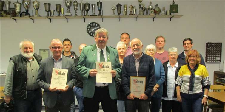 Bei der Cochemer Schützengesellschaft wurden zahlreiche treue Mitglieder geehrt. Foto: privat