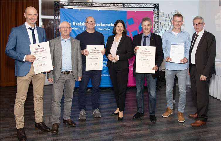 Bei der Delegiertentagung wurden Fachkräfte geehrt. Foto: Michel Jordan