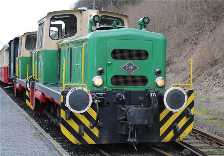 Bei der Fahrt durch die Eifel wurde auch der Osterhase im Vulkanexpress aufgespürt.privat