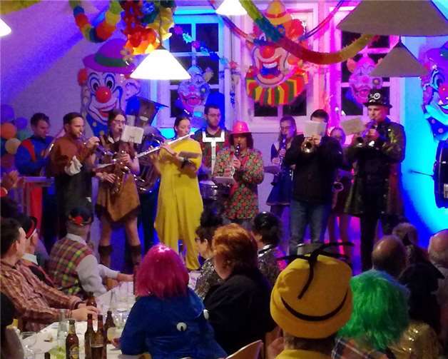 Bei der Fastelovendssitzung gab es einen unterhaltsamen Auftritt nach dem anderen. privat