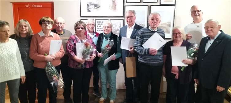 Bei der Feier wurden auch Mitglieder geehrt.  Foto: AWO Lahnstein