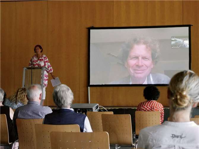 Bei der Feier zur offiziellen Eröffnung in Heimersheim sprach Leopoldina-Mitglied Professor Lukas Radbruch.