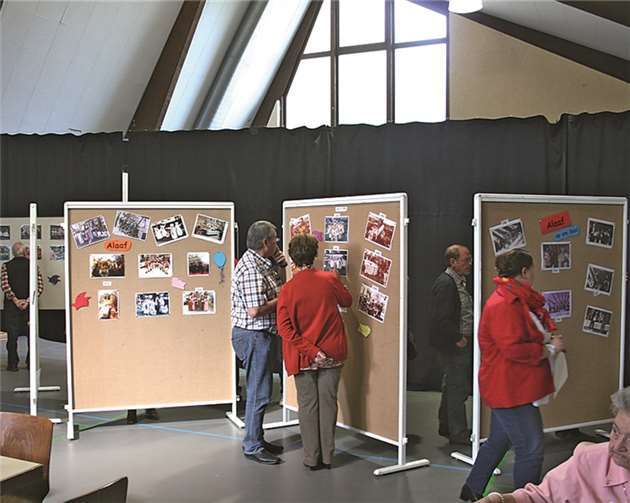 Bei der Fotoausstellung beim gemütlichen Nachmittag der KG „Jeckige Globistere“ Waldorf konnten sich die Besucher oftmals mit einem „Weißt Du noch?“ wieder erkennen. WK