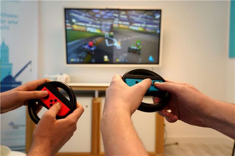 Bei der „Gaming Night“ im „PIKSL-Labor“ Andernach kann man unter anderem bei Mario Kart gegeneinander antreten. Foto: privat