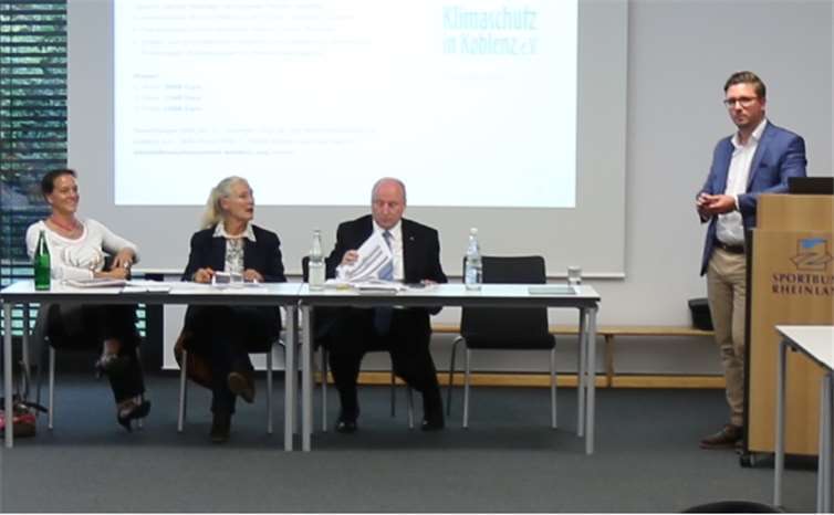 Bei der Info-Veranstaltung Britt Gutmann (v.li.n.re.), Monika Sauer, Manfred Diehl und Christopher Dold. privat