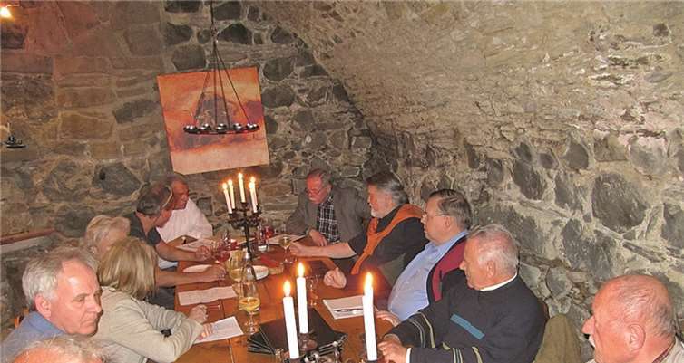 Bei der Jahreshauptversammlung der FWG Linz im Restaurant „Spanischer Garten“ gab es viel Informations- und Diskussionsbedarf. privat