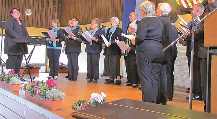 Bei der Jubiläumsfeier präsentierte der Chor schon einige neu einstudierte Stücke. -WT-