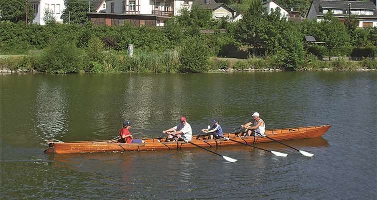 Bei der Jugendwanderfahrt wurde die Lahn von Weilburg bis zur Mündung befahren. privat