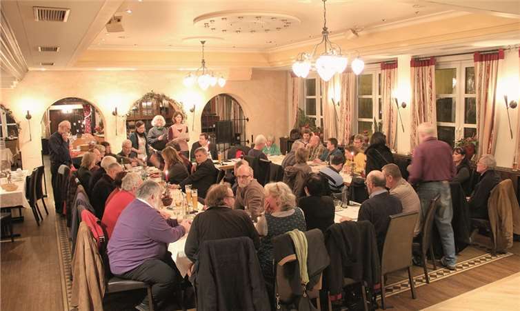 Bei der Mitgliederversammlung in Waldbreitbach nominierten die Grünen ihre Kandidaten für den Neuwieder Kreistag. privat