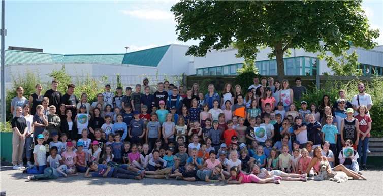 Bei der NABU-Stadtranderholung Meckenheim 2022 wurden die 139 Kids zu Dschungel-Kindern.