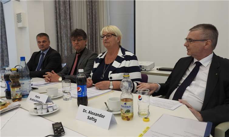 Bei der Pressekonferenz am Donnerstag wurde mit bösen Gerüchten aufgeräumt.