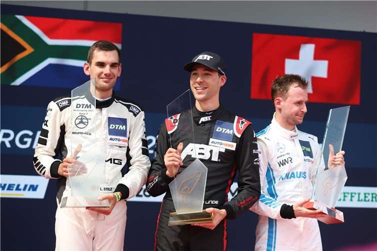 Bei der Siegerehrung am Samstag konnte sich Kelvin van der Linde über den ersten Platz freuen. Mit diesem Ergebnis wurde er am Wochenende Halbzeit-Meister. Fotos: WAMFO.DE