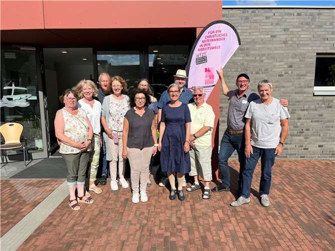 Bei der Spendenaktion sah man sich wieder.  Copyright: Andreas Luce/RitaKaiser