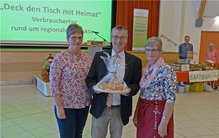 Bei der Veranstaltung konnten sich Verbraucher über das vorhandene Angebot an regionalen Lebensmitteln informieren. Privat