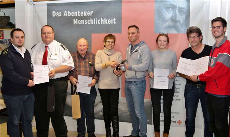 Bei der Versammlung wurden verdiente Mitglieder geehrt. Foto: AB