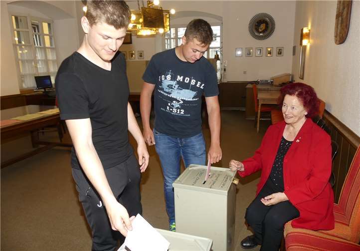 Bei der Wahl in Cochem waren diesmal auch verstärkt Jungwähler zu verzeichnen.Fotos: TE
