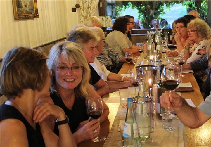 Bei der Weinprobe kam jeder auf seine Kosten.privat