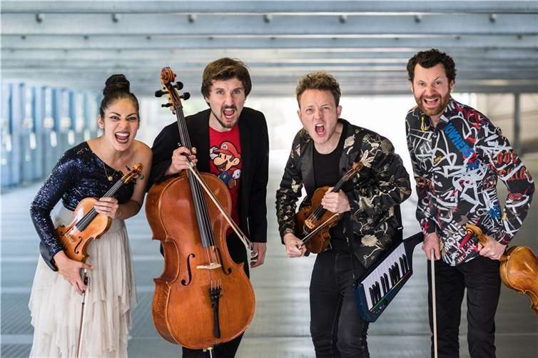 Bei der Westerwälder Kabarettnacht ist das „Feuerbach Quartett“ für den musikalischen Teil an beiden Abenden Mitte März 2024 zuständig. Foto: Jürgen Klieber Eventfotografie