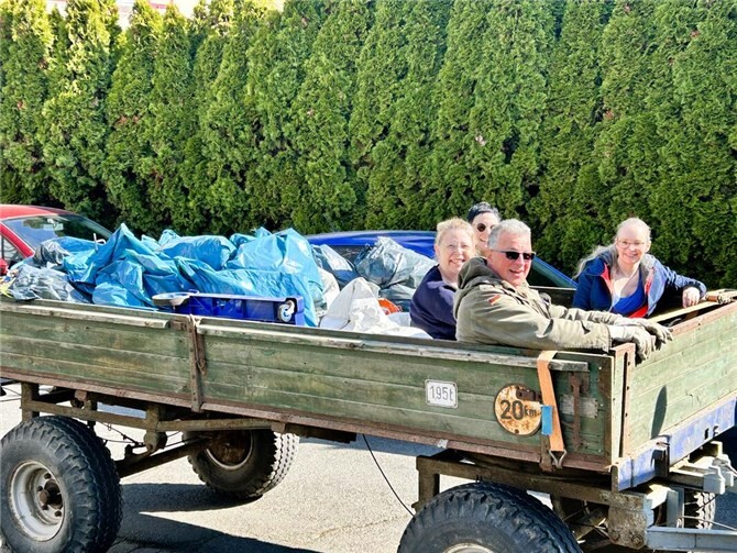 Bei der diesjährigen Aktion Saubere Landschaft in Miesenheim engagierten sich erneut rund 70 freiwillige Helferinnen und Helfer, um die Umgebung von achtlos entsorgtem Müll zu befreien. Foto: privat