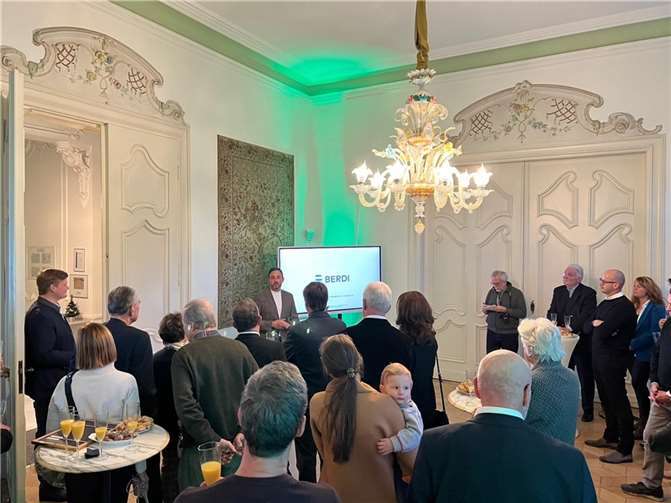 Bei der feierlichen Eröffnung erinnerten Oberbürgermeister Christian Greiner und Bürgermeister Claus Peitz an die Besonderheiten des Standortes Andernach und die historische Relevanz der Villa Michels.