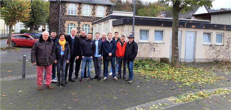 Bei der jährlichen Ortsbesichtigung mit MdL Guido Ernst gab es viel zu besprechen.Foto: privat