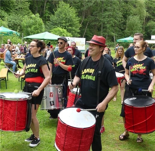 Bei der saarländischen Gruppe Samba Balawaa ging es laut und rhythmisch zur Sache.